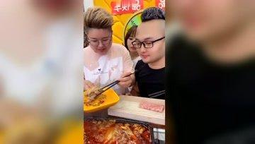 娱乐吃瓜酱团圆百度云,揭秘百度云背后的故事